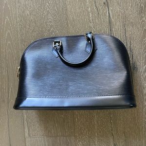 Louis Vuitton Alma Epi bag in black